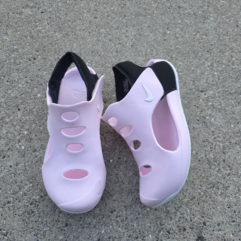 Nike Sunray Protect Pink Velcro Adjustable Sandasls Little Girls 3Y